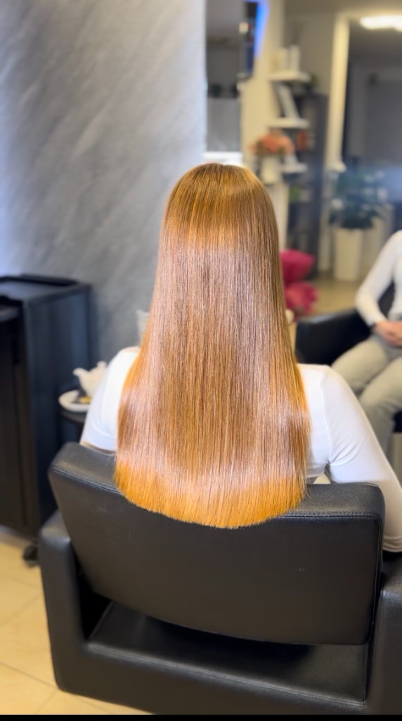 Long hair keratin treatment finish, professional salon Prague